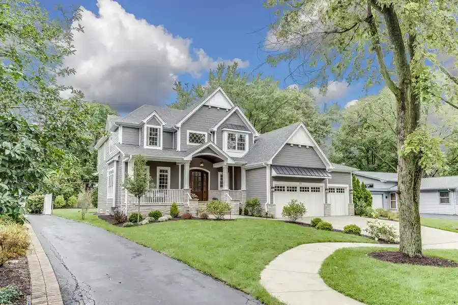 The Benefits Of Adding Borders To Your Driveway Landscaping in Johnston, RI